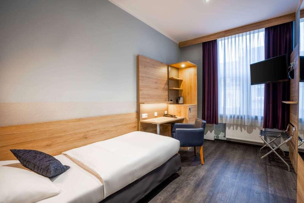 hotel image 8