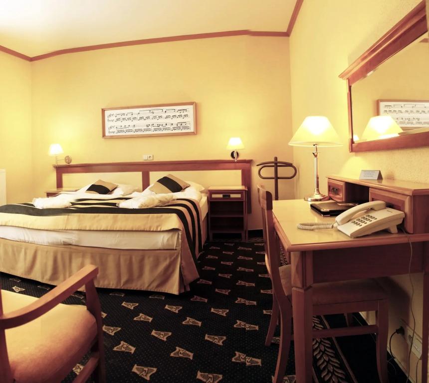 hotel image 9