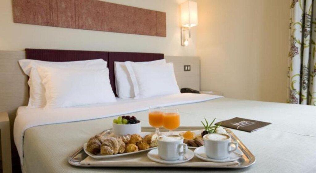 hotel image 16