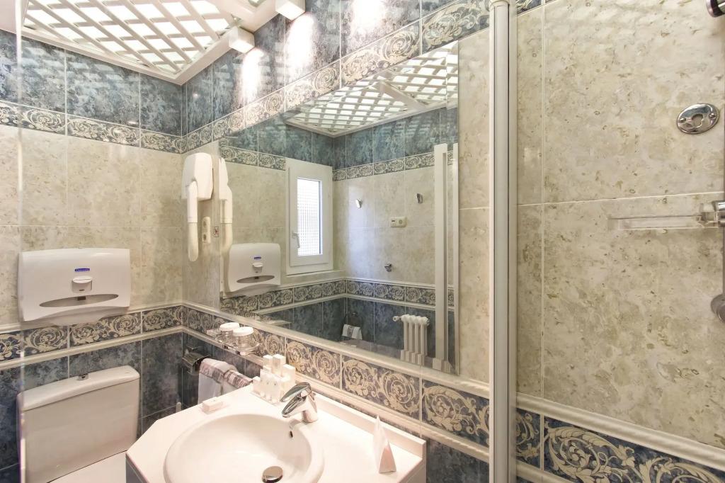 hotel image 13
