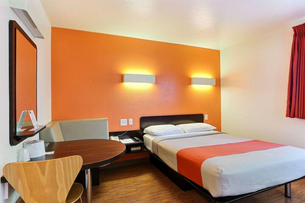 hotel image 16