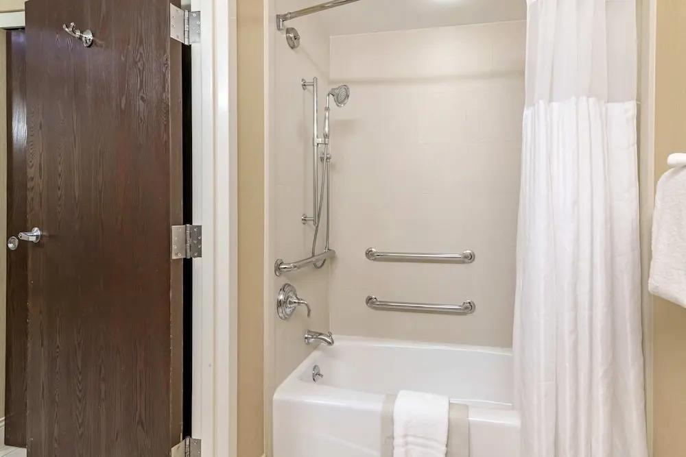 hotel image 16