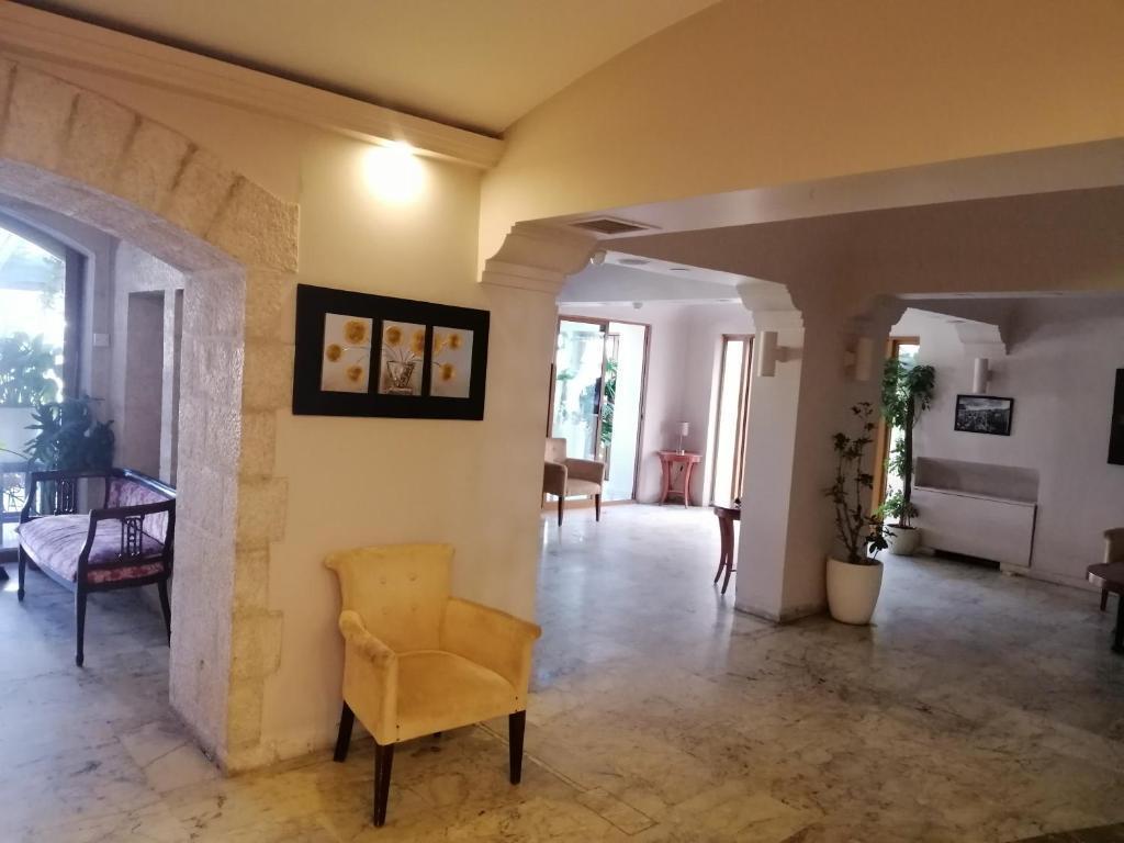 hotel image 13