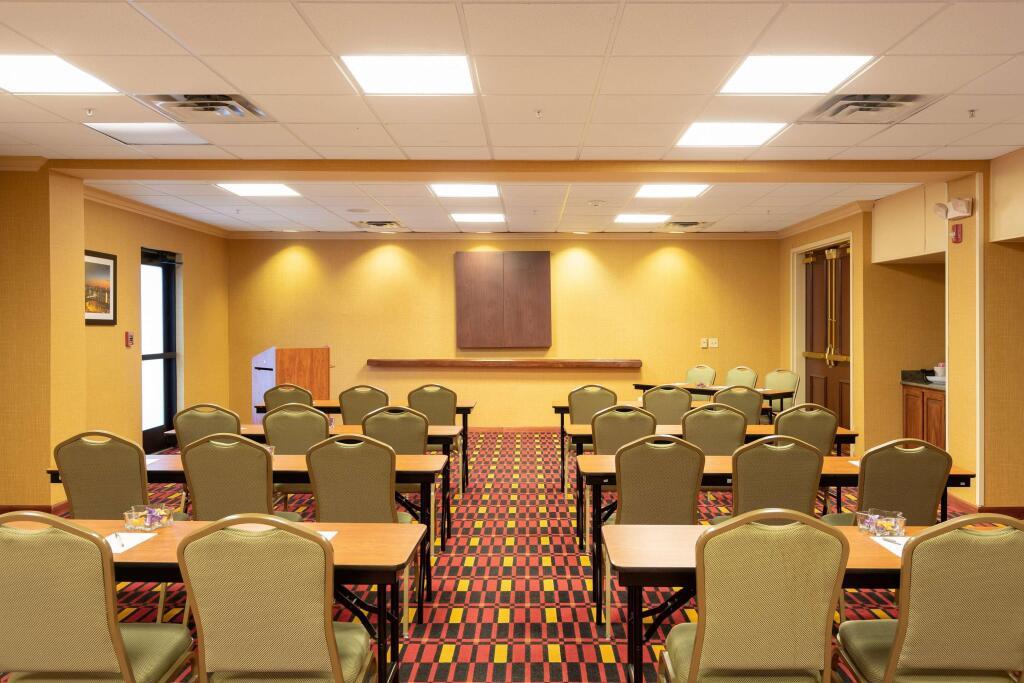 hotel image 10