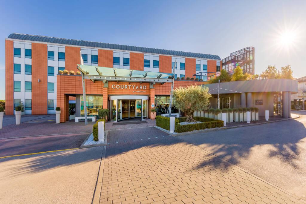 hotel image 9