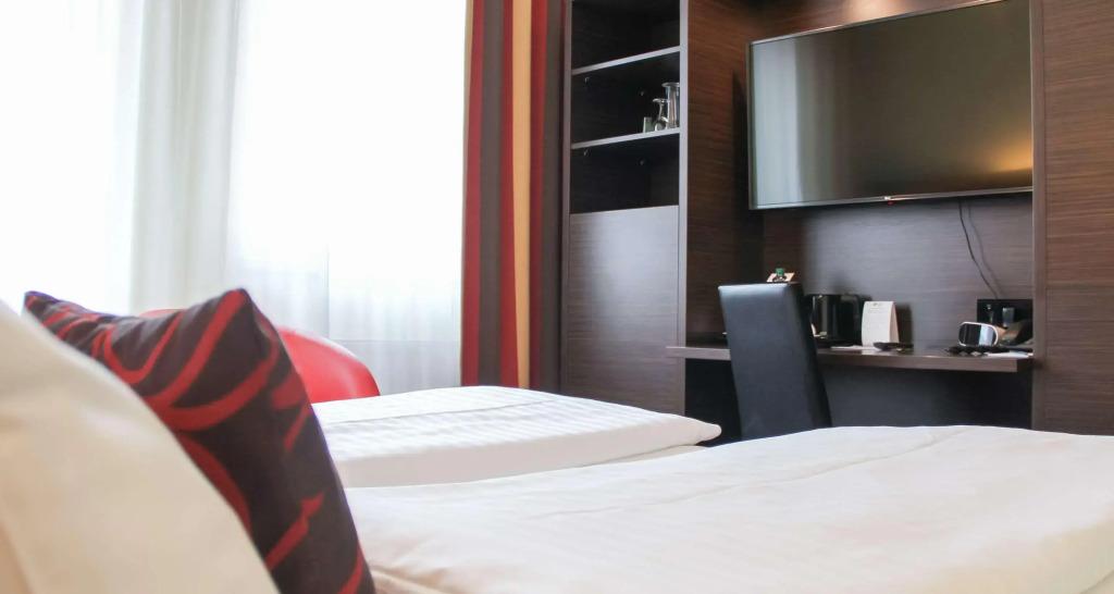 hotel image 9