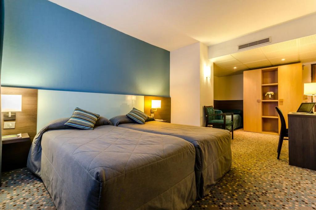 hotel image 12