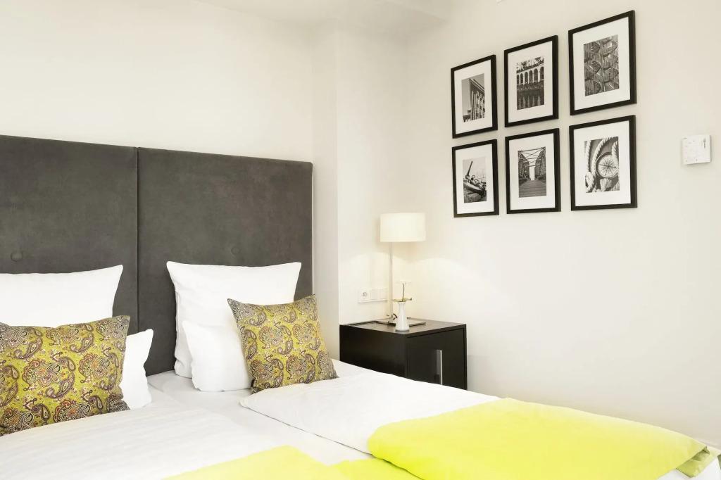 hotel image 9