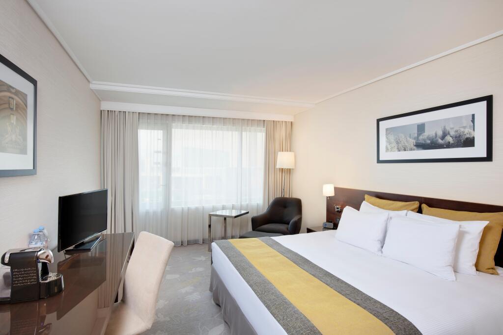 hotel image 12