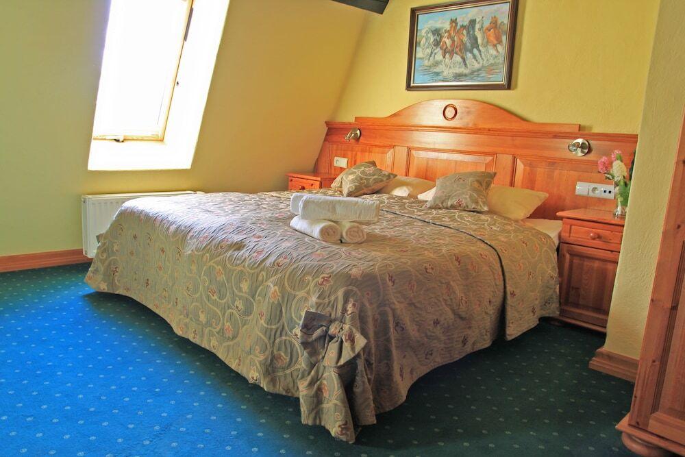 hotel image 16