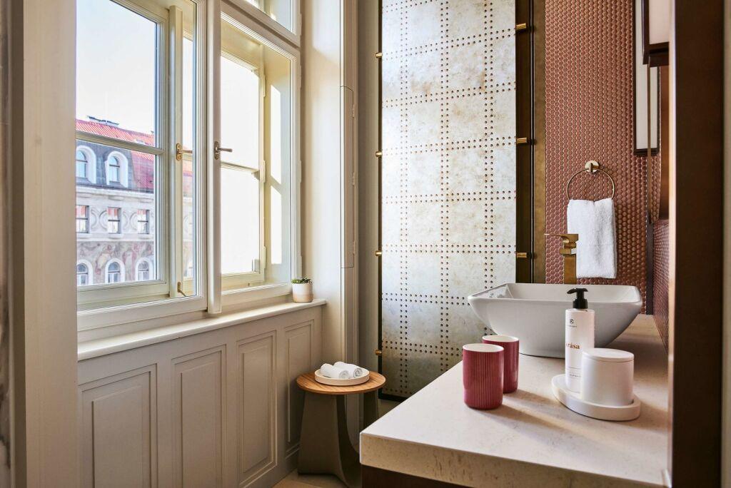 hotel image 13