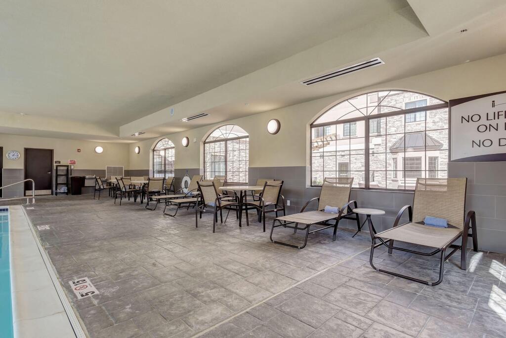 hotel image 16
