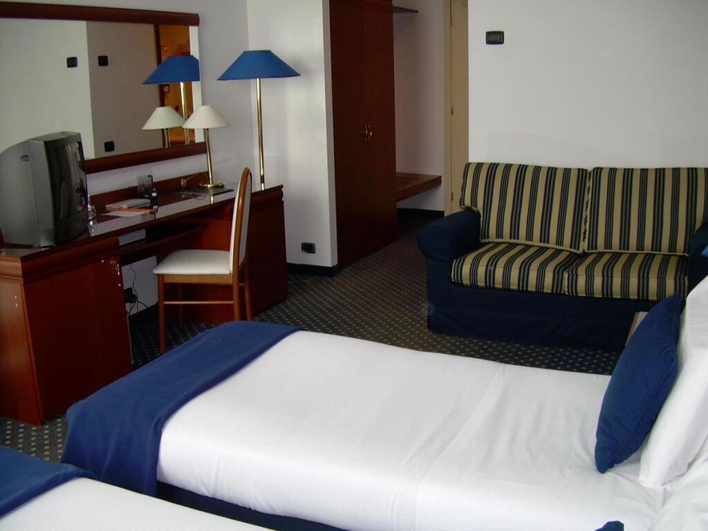 hotel image 10