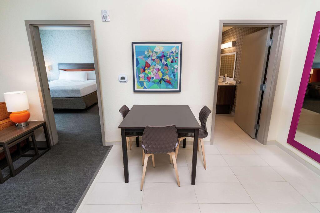 hotel image 18