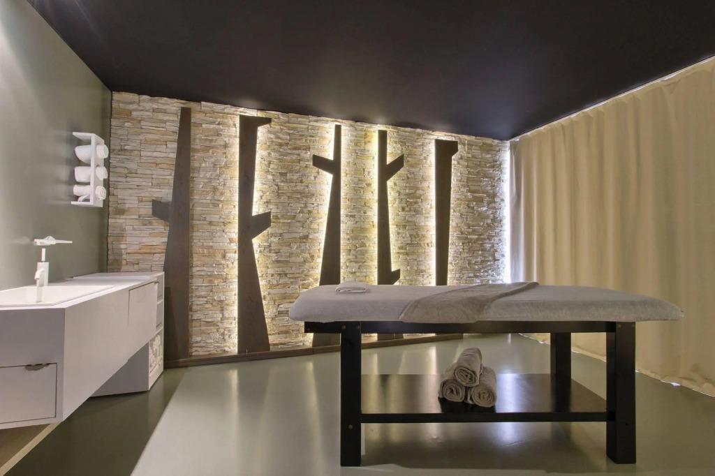 hotel image 60
