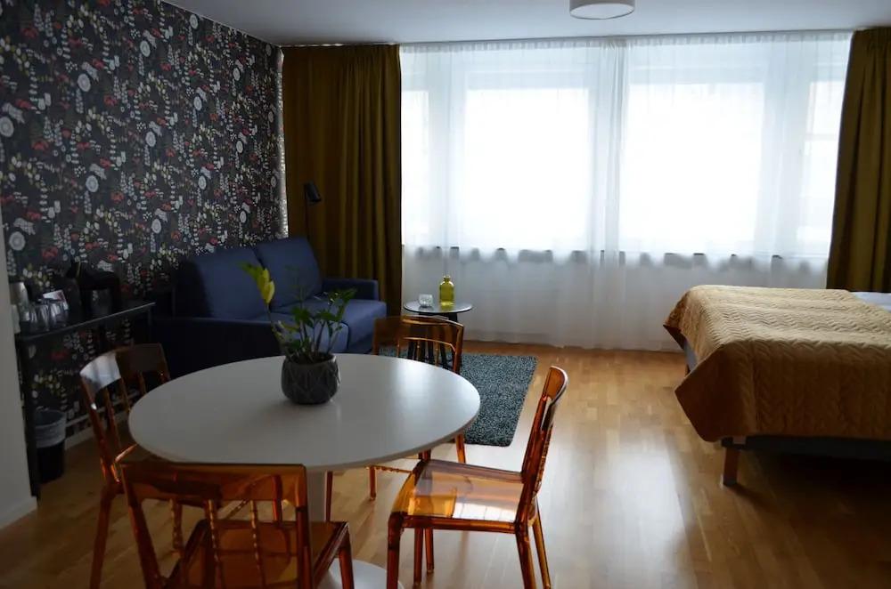 hotel