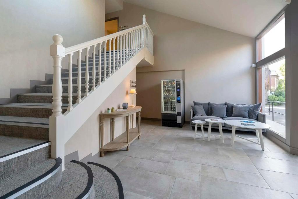 hotel image 13