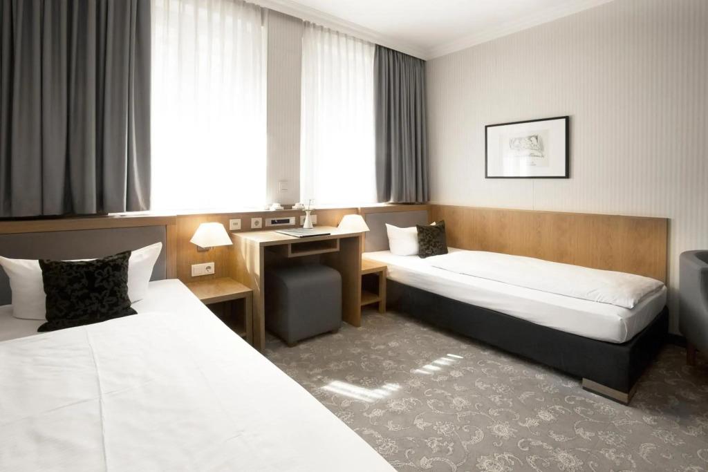 hotel image 13