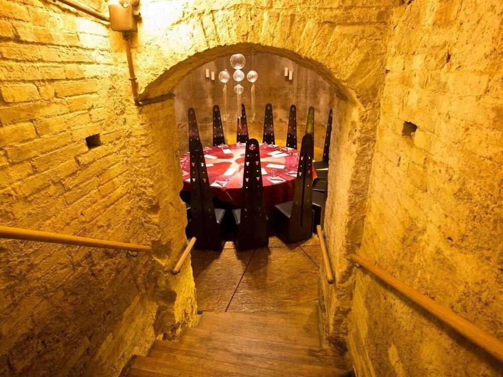 hotel image 11