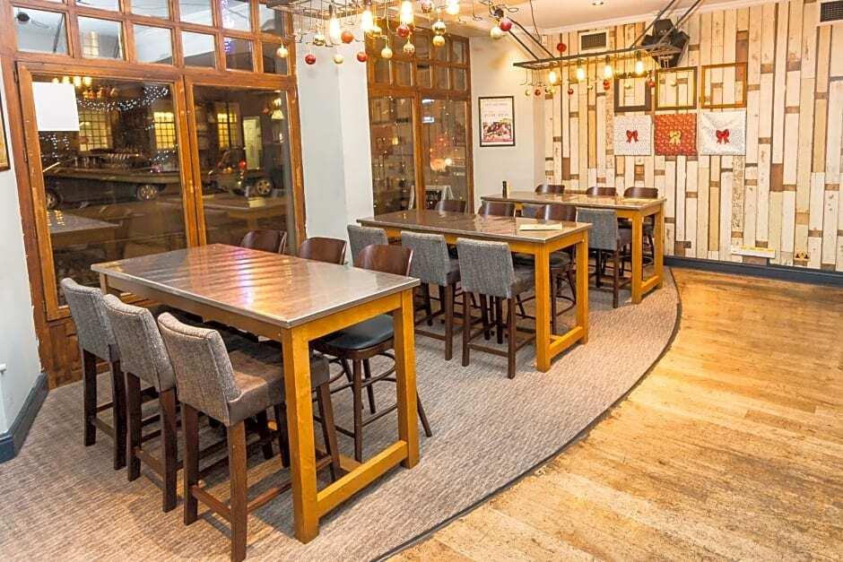 hotel image 32