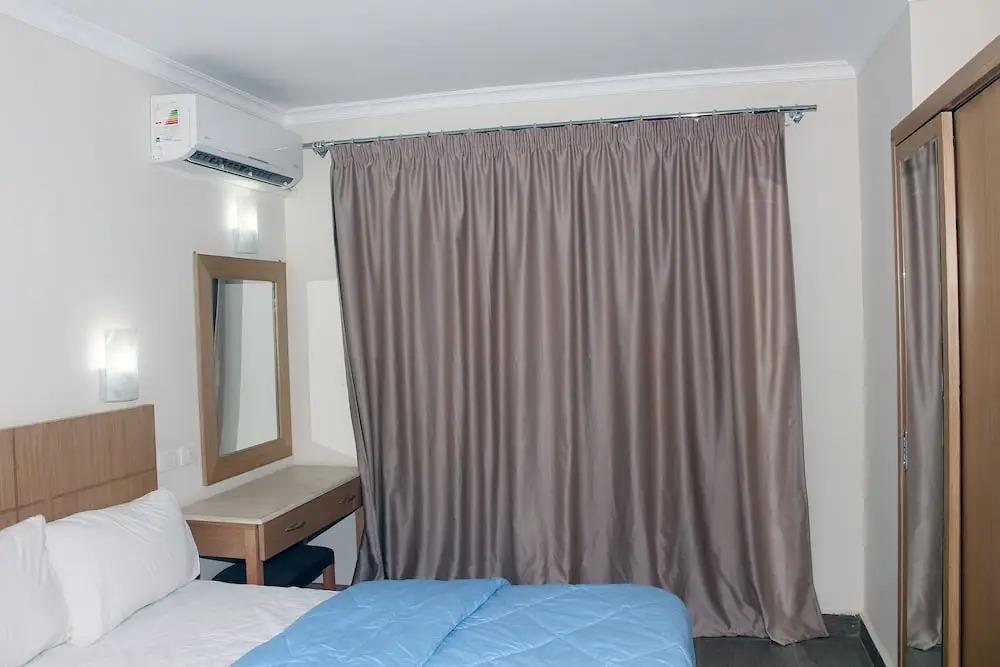 hotel image 10