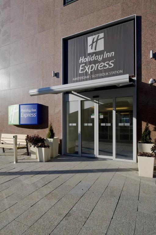 hotel image 9