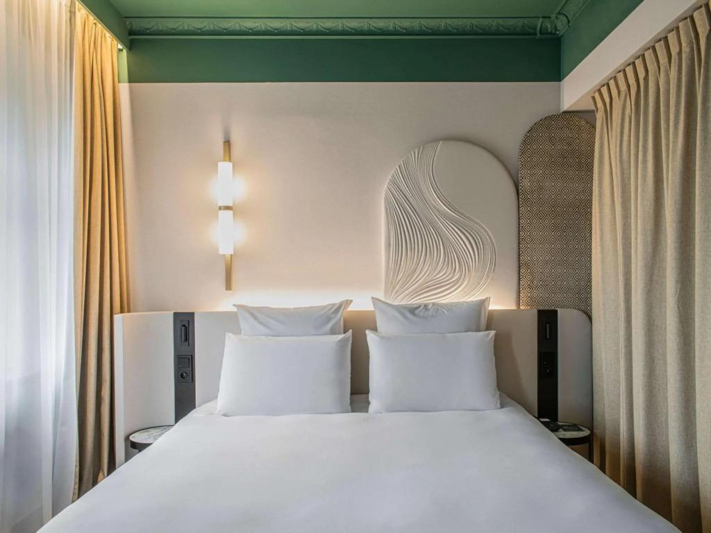 hotel image 13