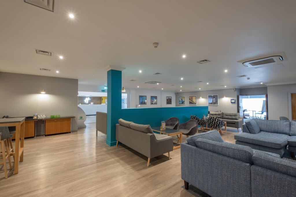 hotel image 16