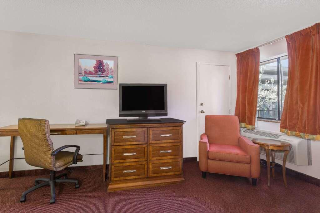 hotel image 9