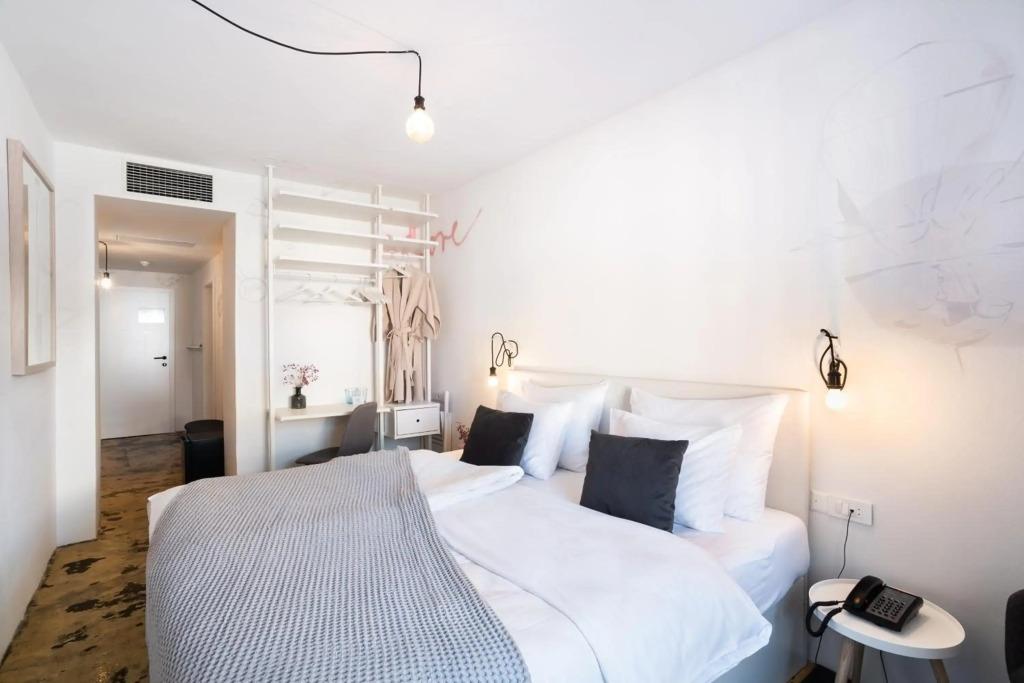 hotel image 13