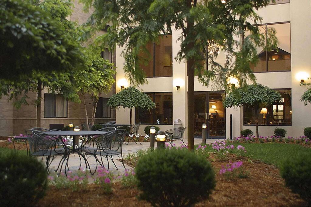 hotel image 9