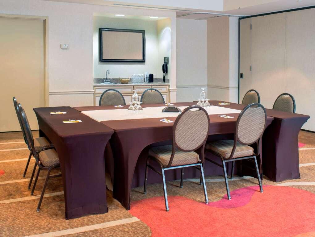 hotel image 10