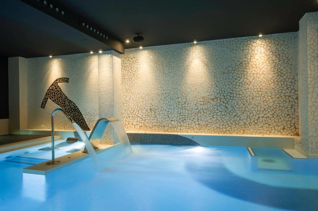hotel image 8
