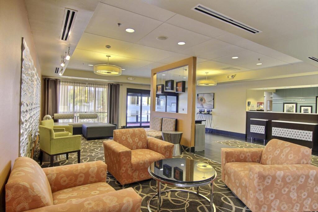 hotel image 16