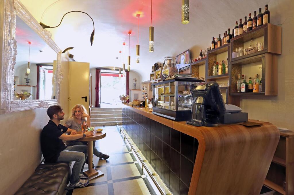 hotel image 13