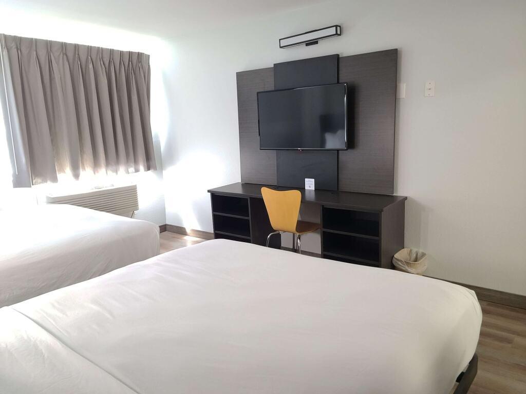 hotel image 16