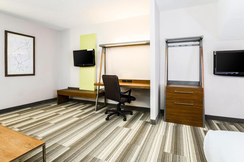 hotel image 13