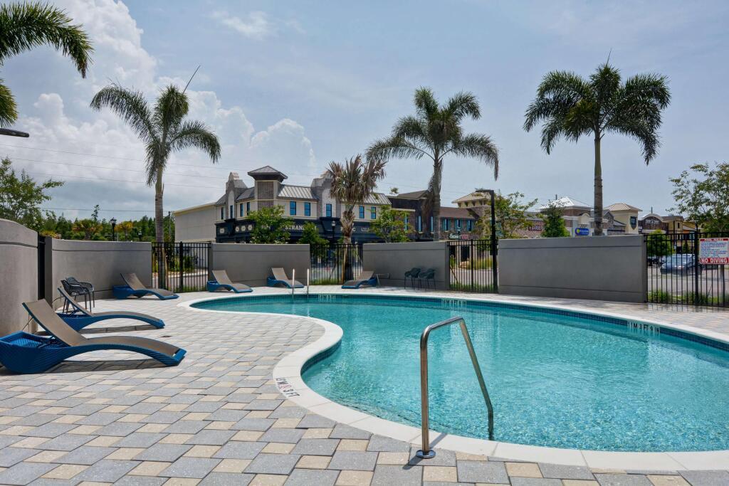 hotel image 16