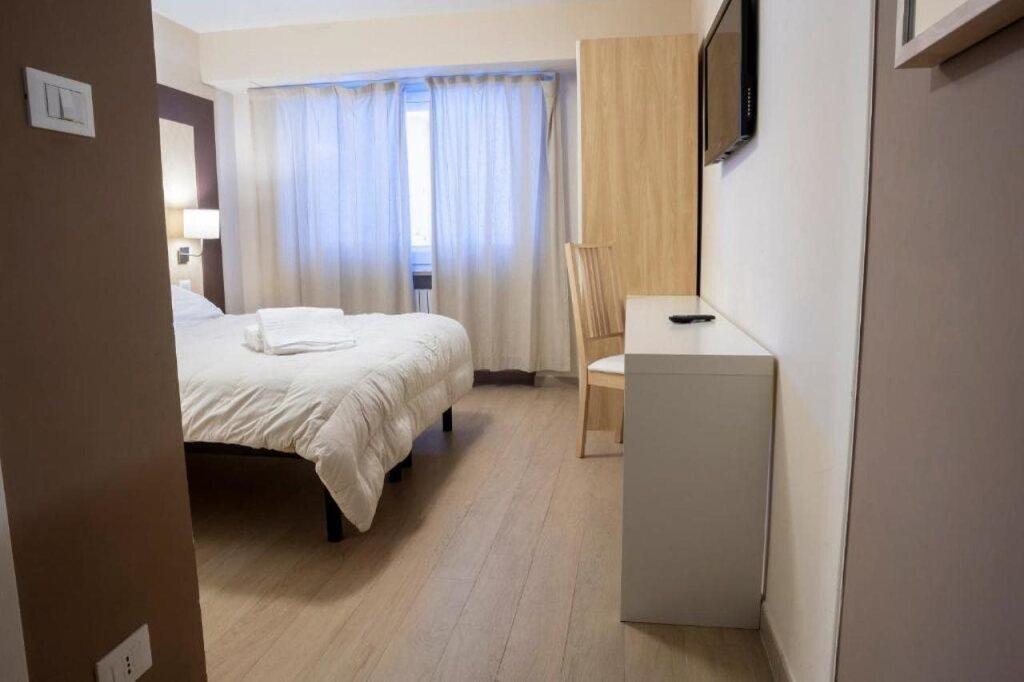 hotel image 9