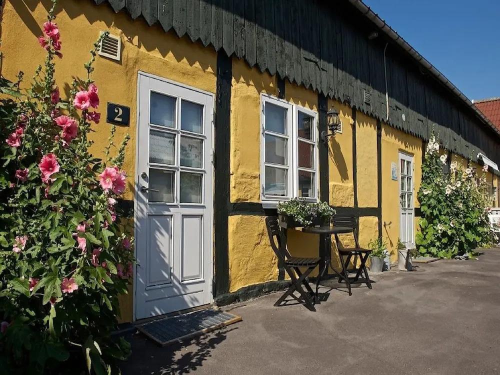 hotel image 9