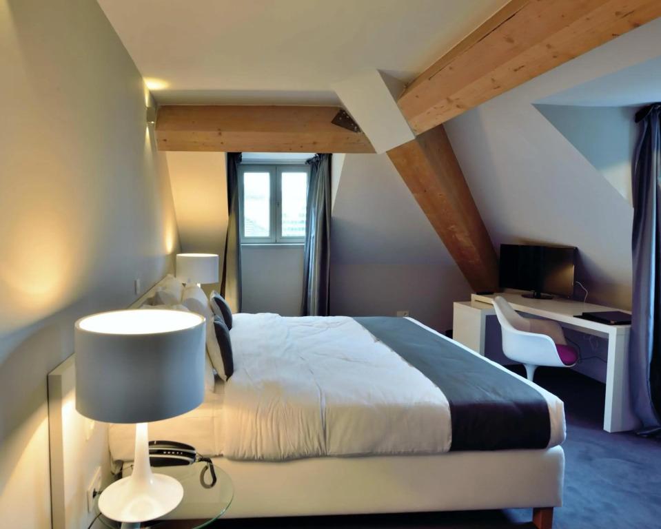 hotel image 13