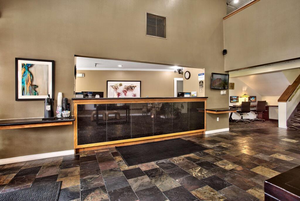 hotel image 6