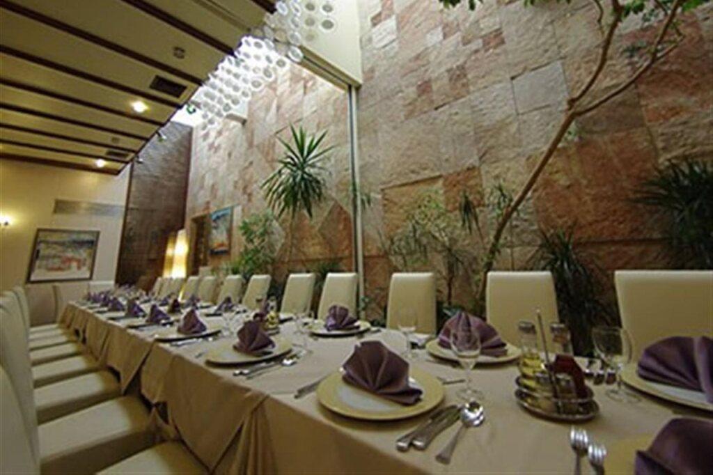 hotel image 10
