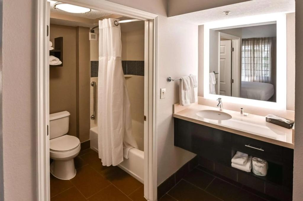 hotel image 32