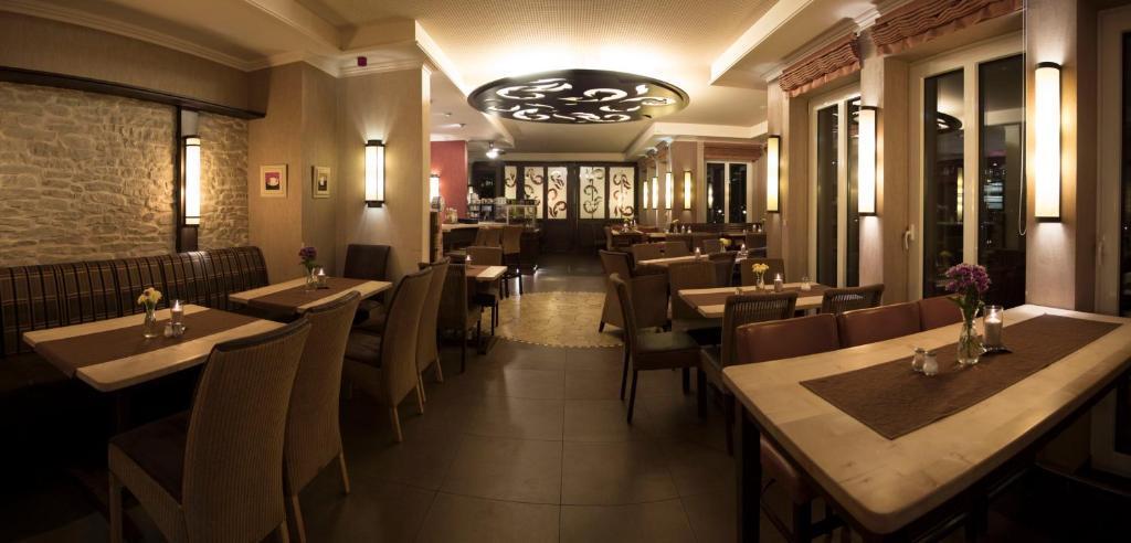 hotel image 9