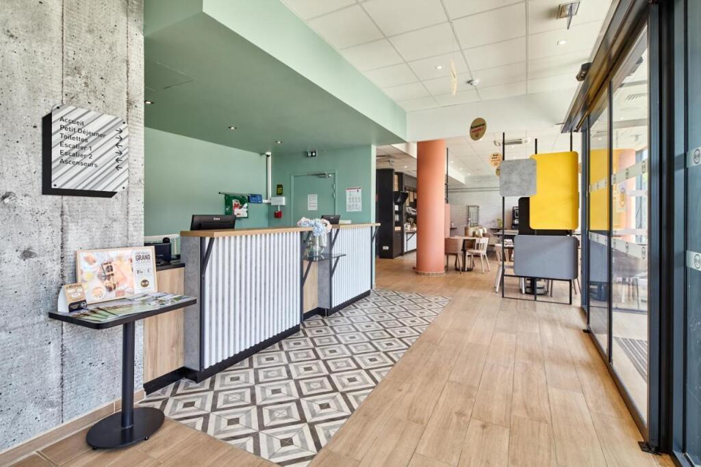hotel image 32