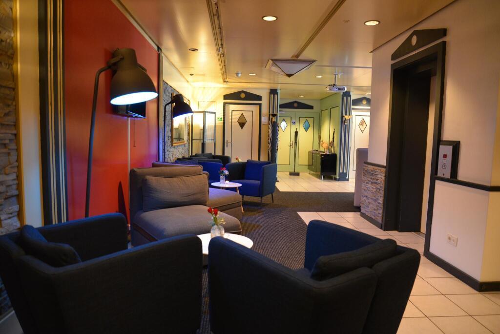 hotel image 8