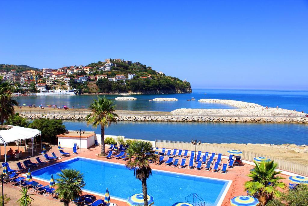 hotel image 12