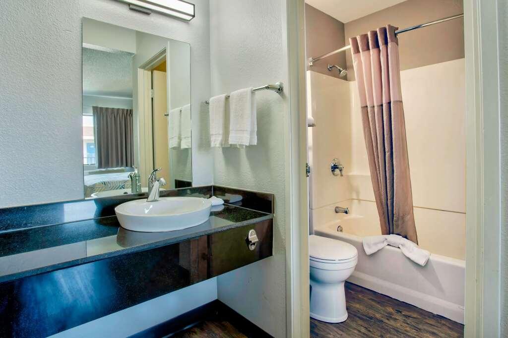 hotel image 12