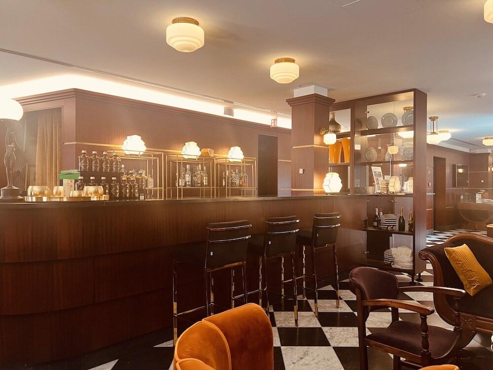 hotel image 10